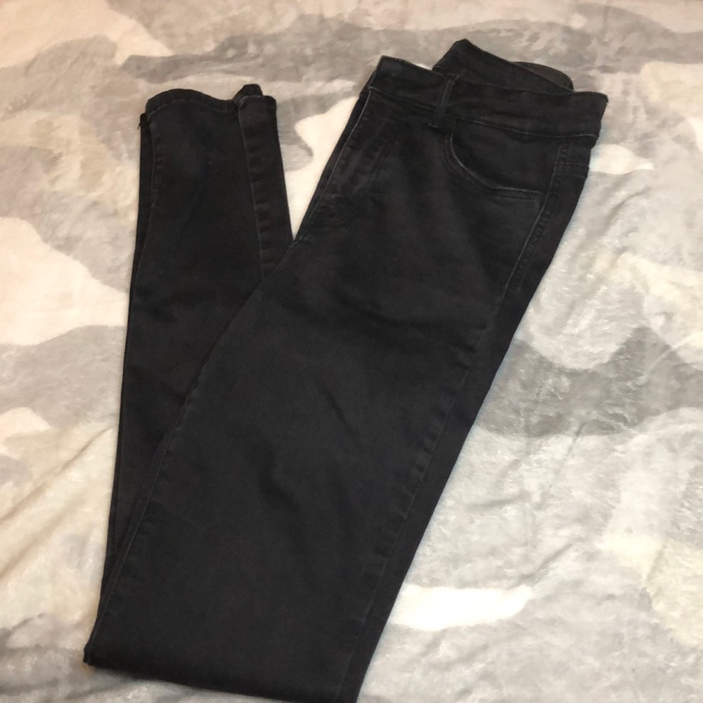 H&M: High Waisted Black Jeggings